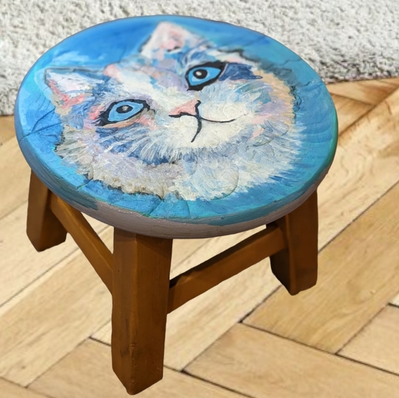 Handcrafted foot rest step/stool Signed painting cat portrait:Max sees sky ☀️ - Picture 12 of 16